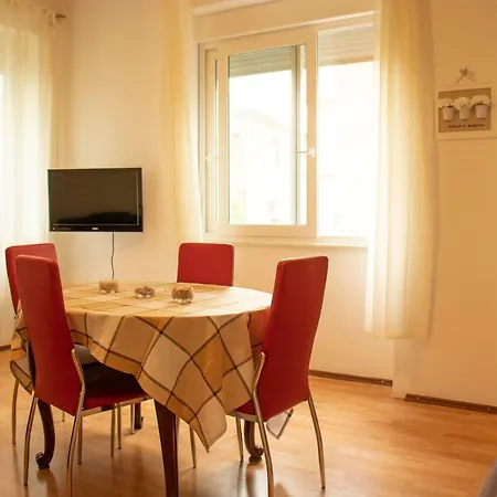 Palcic Apartment *